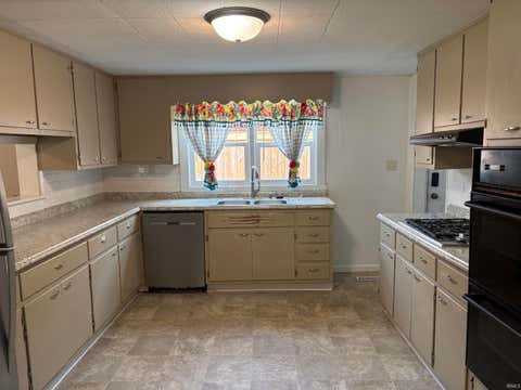 Tiny photo for 1219 Logan Avenue, Lafayette, IN 47905 (MLS # 202620934)