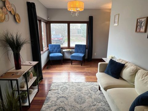 Tiny photo for 1721 W Lincoln Road, Kokomo, IN 46902 (MLS # 202512241)