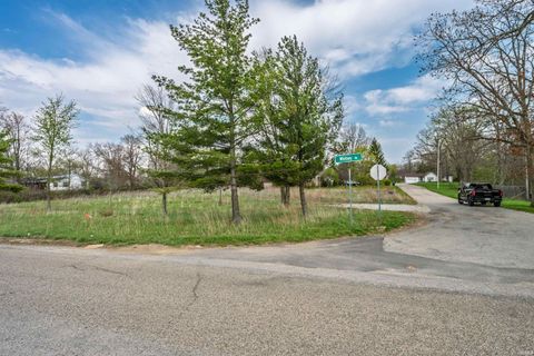 Photo of 500 BLK S Whitney Road, Muncie, IN 47302 (MLS # 202612682)
