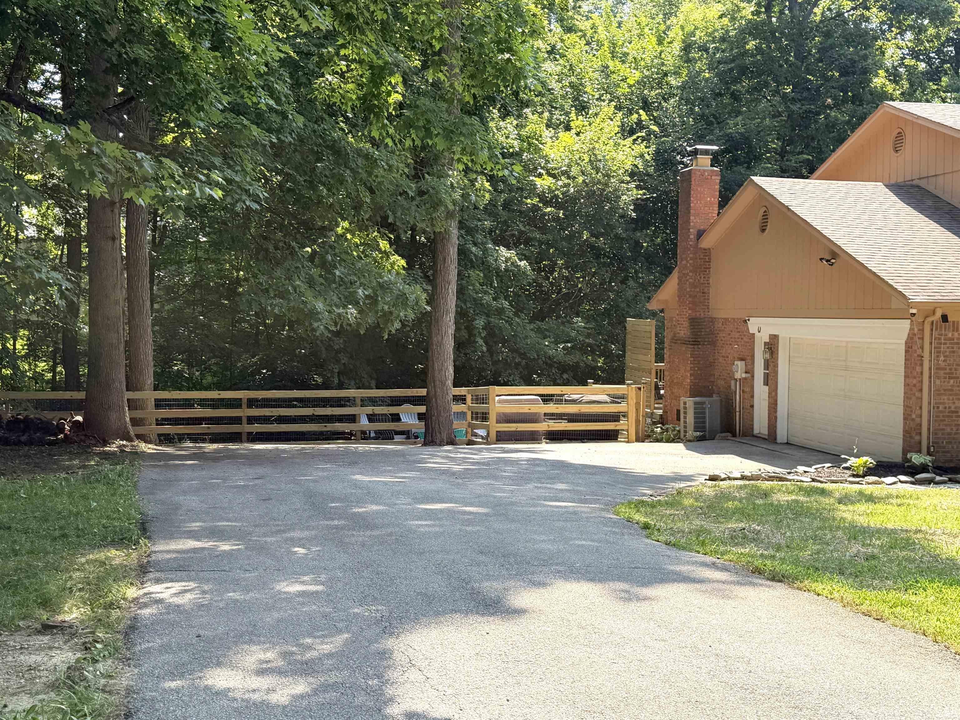 610 N Forest Road