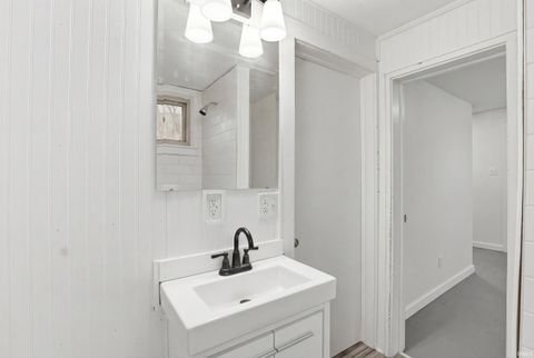Tiny photo for 1417 Barthold Street, Fort Wayne, IN 46808 (MLS # 202607479)