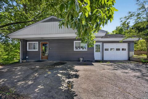 Tiny photo for 1526 25th Street, Bedford, IN 47421 (MLS # 202618486)