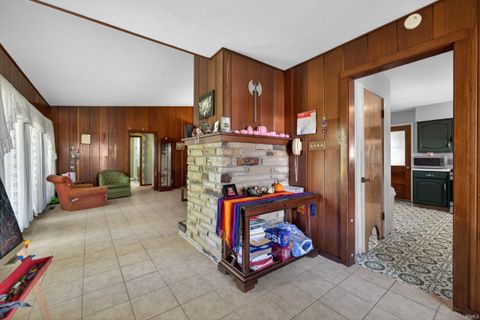 Tiny photo for 1526 25th Street, Bedford, IN 47421 (MLS # 202618486)