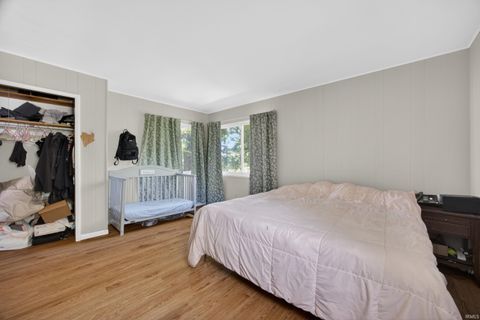 Tiny photo for 1526 25th Street, Bedford, IN 47421 (MLS # 202618486)