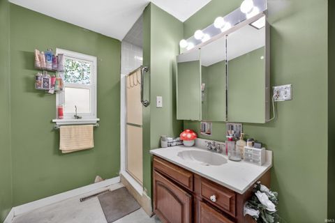 Tiny photo for 1526 25th Street, Bedford, IN 47421 (MLS # 202618486)