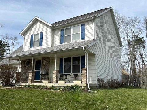 Photo of 367 E Cardinal Glen Drive, Bloomington, IN 47401 (MLS # 202609336)