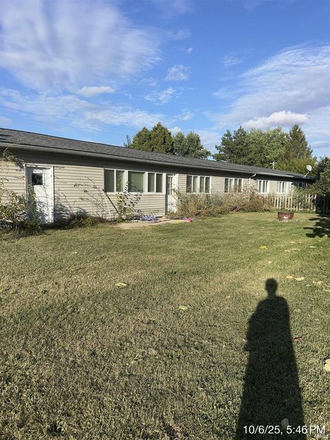 Tiny photo for 1511 Forbes Avenue, Peru, IN 46970 (MLS # 202541238)