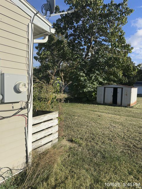 Tiny photo for 1511 Forbes Avenue, Peru, IN 46970 (MLS # 202541238)