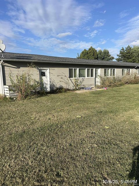 Tiny photo for 1511 Forbes Avenue, Peru, IN 46970 (MLS # 202541238)