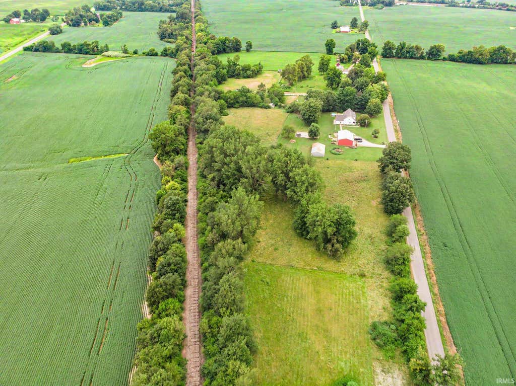 Photo of 17519 Juniper Road, Argos, IN 46501 (MLS # 202632081)