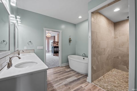 Tiny photo for 16467 Quarry Boulevard, Huntertown, IN 46748 (MLS # 202638866)