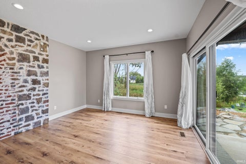 Tiny photo for 16467 Quarry Boulevard, Huntertown, IN 46748 (MLS # 202638866)