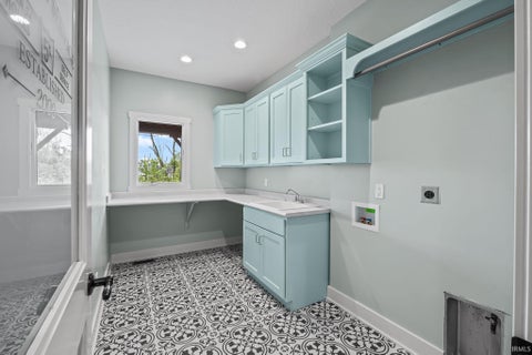 Tiny photo for 16467 Quarry Boulevard, Huntertown, IN 46748 (MLS # 202638866)