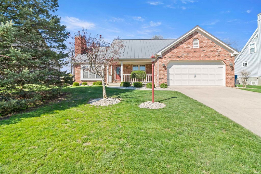 Photo of 1045 Walnut Creek Lane, Gas City, IN 46933 (MLS # 202612245)