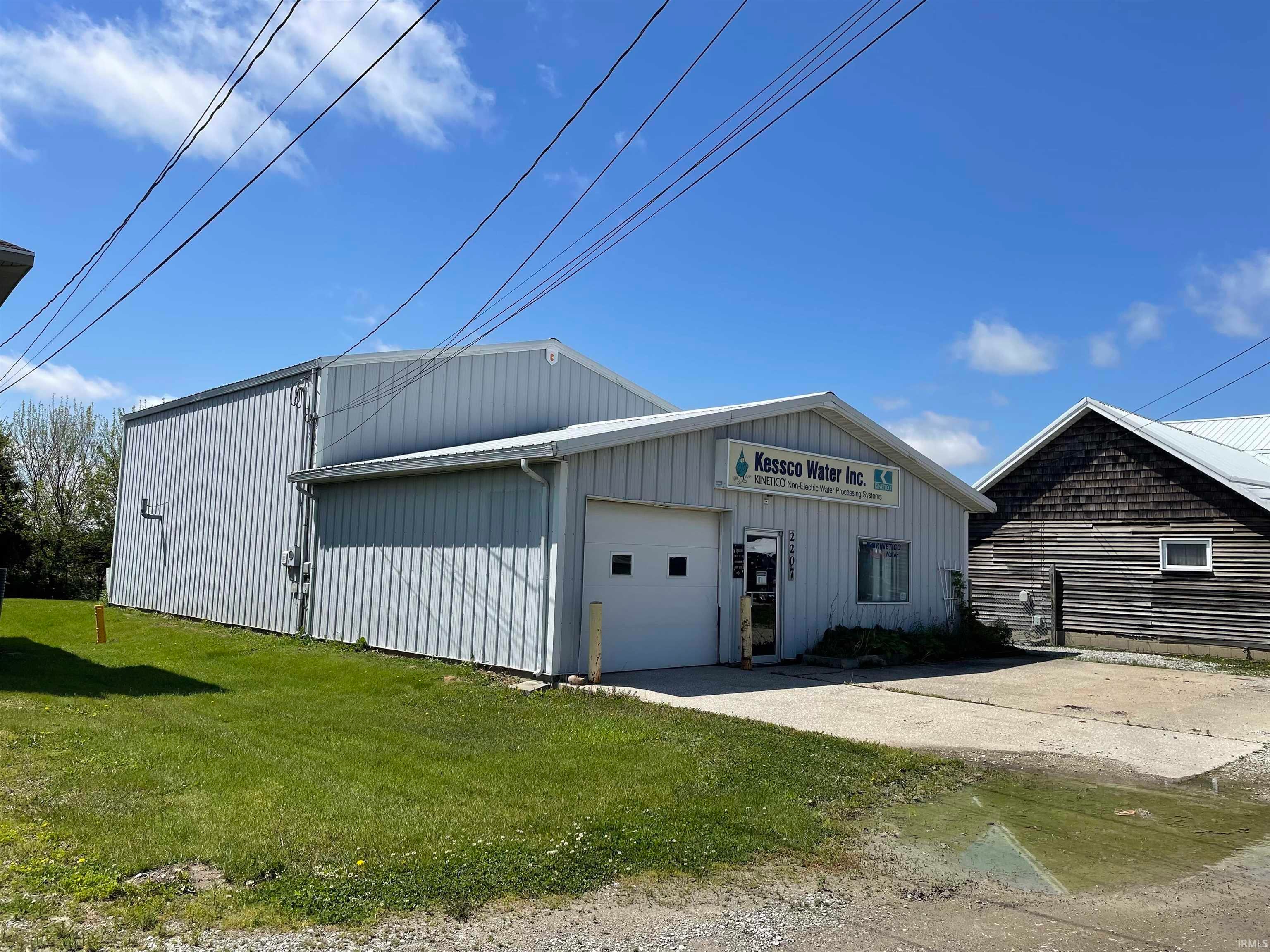 2207 Indianapolis Road