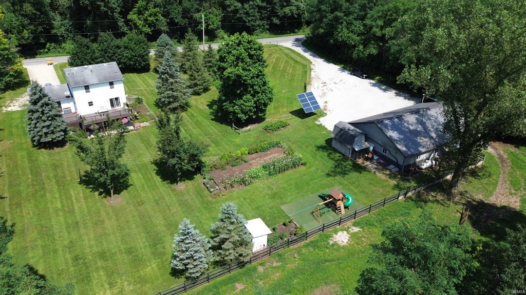 Photo of 14340 County Road 12, Middlebury, IN 46540 (MLS # 202635455)