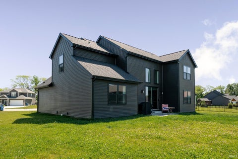 Tiny photo for 17213 Sonic Court, Huntertown, IN 46748 (MLS # 202621691)