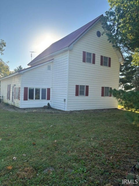 Tiny photo for 4980 W 1850 N, Elwood, IN 46036 (MLS # 202643606)