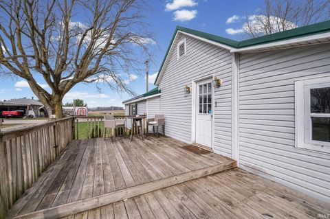 Tiny photo for 3825 S County Road 400 W, Logansport, IN 46947 (MLS # 202610423)