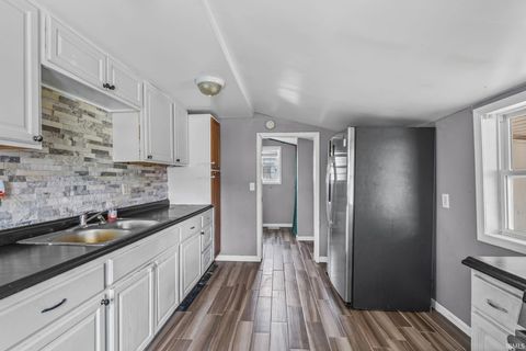 Tiny photo for 3825 S County Road 400 W, Logansport, IN 46947 (MLS # 202610423)