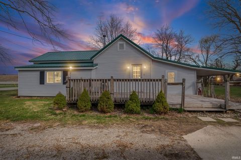 Tiny photo for 3825 S County Road 400 W, Logansport, IN 46947 (MLS # 202610423)