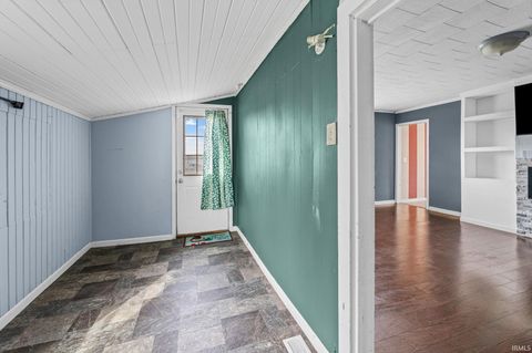 Tiny photo for 3825 S County Road 400 W, Logansport, IN 46947 (MLS # 202610423)