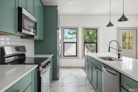 Tiny photo for 603 S 3rd Street, Lafayette, IN 47905 (MLS # 202543783)