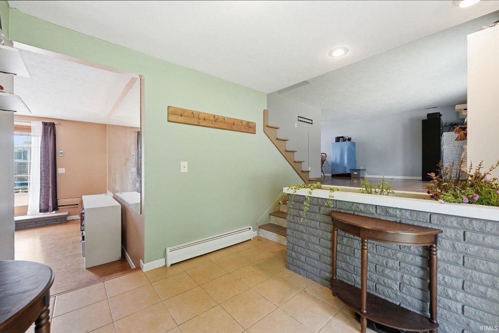 Photo of 1002 Northwood Drive, Angola, IN 46703 (MLS # 202639681)