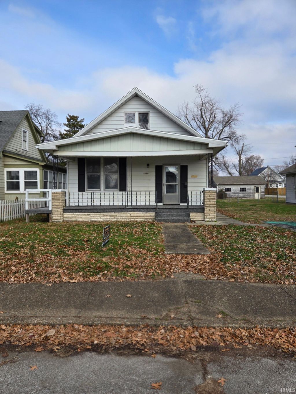 Photo of 1820 E illinois Street, Evansville, IN 47711 (MLS # 202547703)