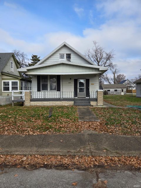 Photo of 1820 E illinois Street, Evansville, IN 47711 (MLS # 202547703)