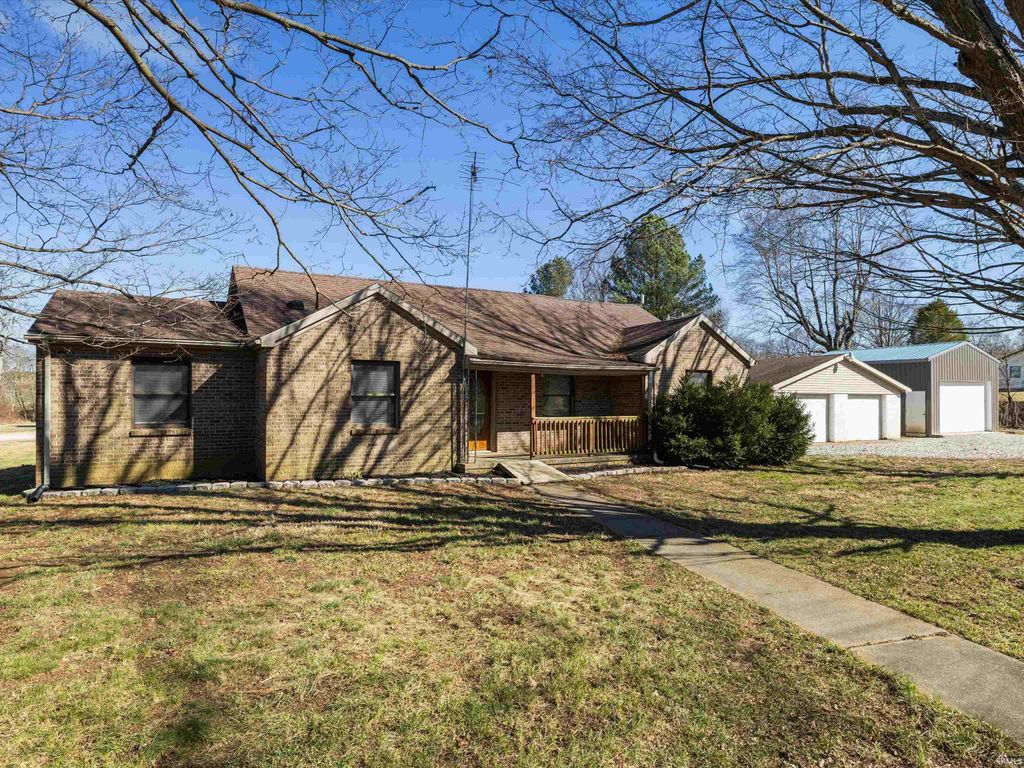 Photo of 36 Pellville Road, Hawesville, KY 42348 (MLS # 202606399)