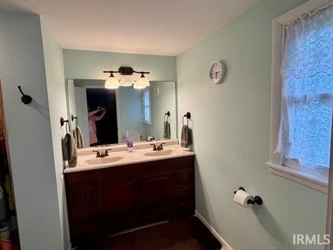 Tiny photo for 1812 Oakwood Drive, Rochester, IN 46975 (MLS # 202632822)