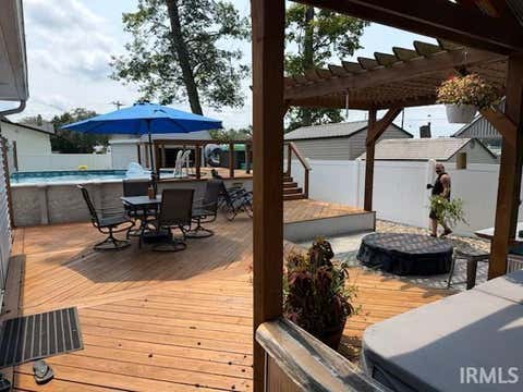 Tiny photo for 1812 Oakwood Drive, Rochester, IN 46975 (MLS # 202632822)