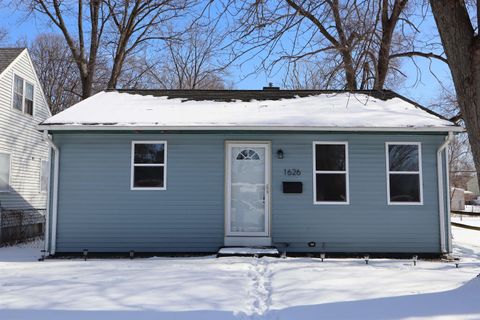 1626 Fremont Street, South Bend, IN 46628 - MLS#: 202505610