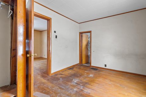 Tiny photo for 425 E Bradford Street, Marion, IN 46952 (MLS # 202549016)