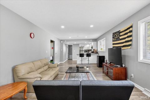 Tiny photo for 414 Cincinnati Street, Lafayette, IN 47901 (MLS # 202610518)