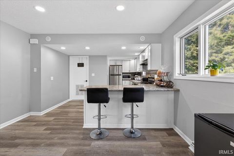 Tiny photo for 414 Cincinnati Street, Lafayette, IN 47901 (MLS # 202610518)