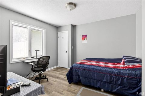 Tiny photo for 414 Cincinnati Street, Lafayette, IN 47901 (MLS # 202610518)