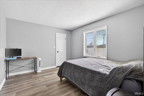 Tiny photo for 414 Cincinnati Street, Lafayette, IN 47901 (MLS # 202610518)