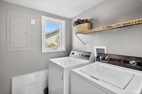 Tiny photo for 414 Cincinnati Street, Lafayette, IN 47901 (MLS # 202610518)