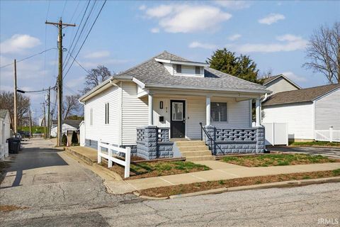 Tiny photo for 414 Cincinnati Street, Lafayette, IN 47901 (MLS # 202610518)