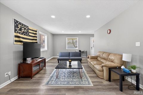 Tiny photo for 414 Cincinnati Street, Lafayette, IN 47901 (MLS # 202610518)