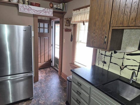 Tiny photo for 744 S 36Th Street, South Bend, IN 46615 (MLS # 202635034)