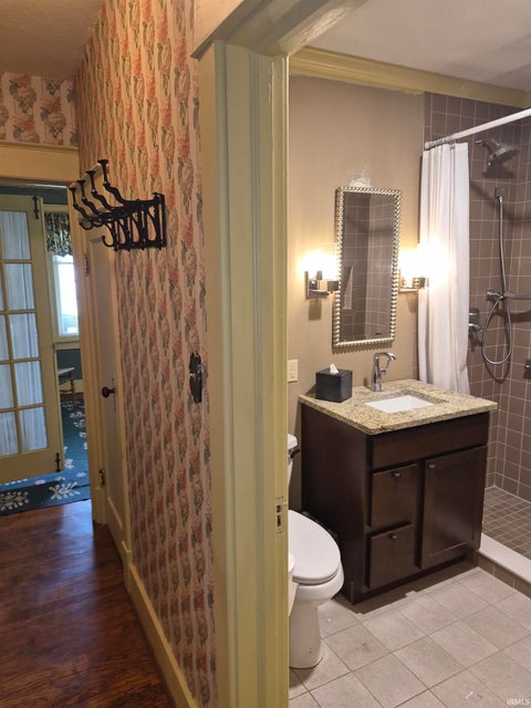 Tiny photo for 744 S 36Th Street, South Bend, IN 46615 (MLS # 202635034)