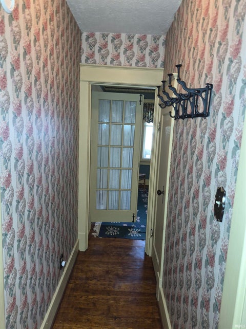 Tiny photo for 744 S 36Th Street, South Bend, IN 46615 (MLS # 202635034)