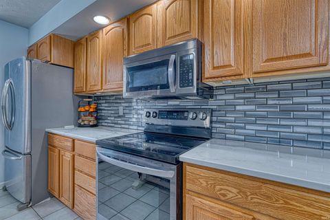 Tiny photo for 2306 Lake Drive, Evansville, IN 47711 (MLS # 202612336)