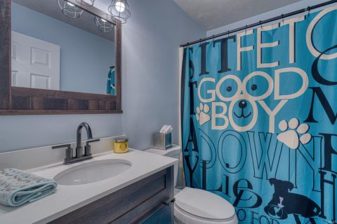 Tiny photo for 2306 Lake Drive, Evansville, IN 47711 (MLS # 202612336)