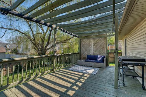 Tiny photo for 2306 Lake Drive, Evansville, IN 47711 (MLS # 202612336)