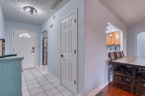 Tiny photo for 2306 Lake Drive, Evansville, IN 47711 (MLS # 202612336)