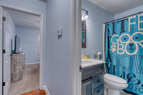 Tiny photo for 2306 Lake Drive, Evansville, IN 47711 (MLS # 202612336)